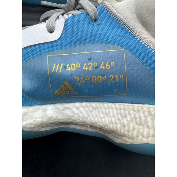 Athletic_Shoes